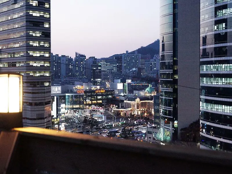 فندق Majung Haus Seoul Station 2*,